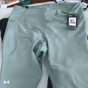 Under Armour Sage Green Active Leggings XL